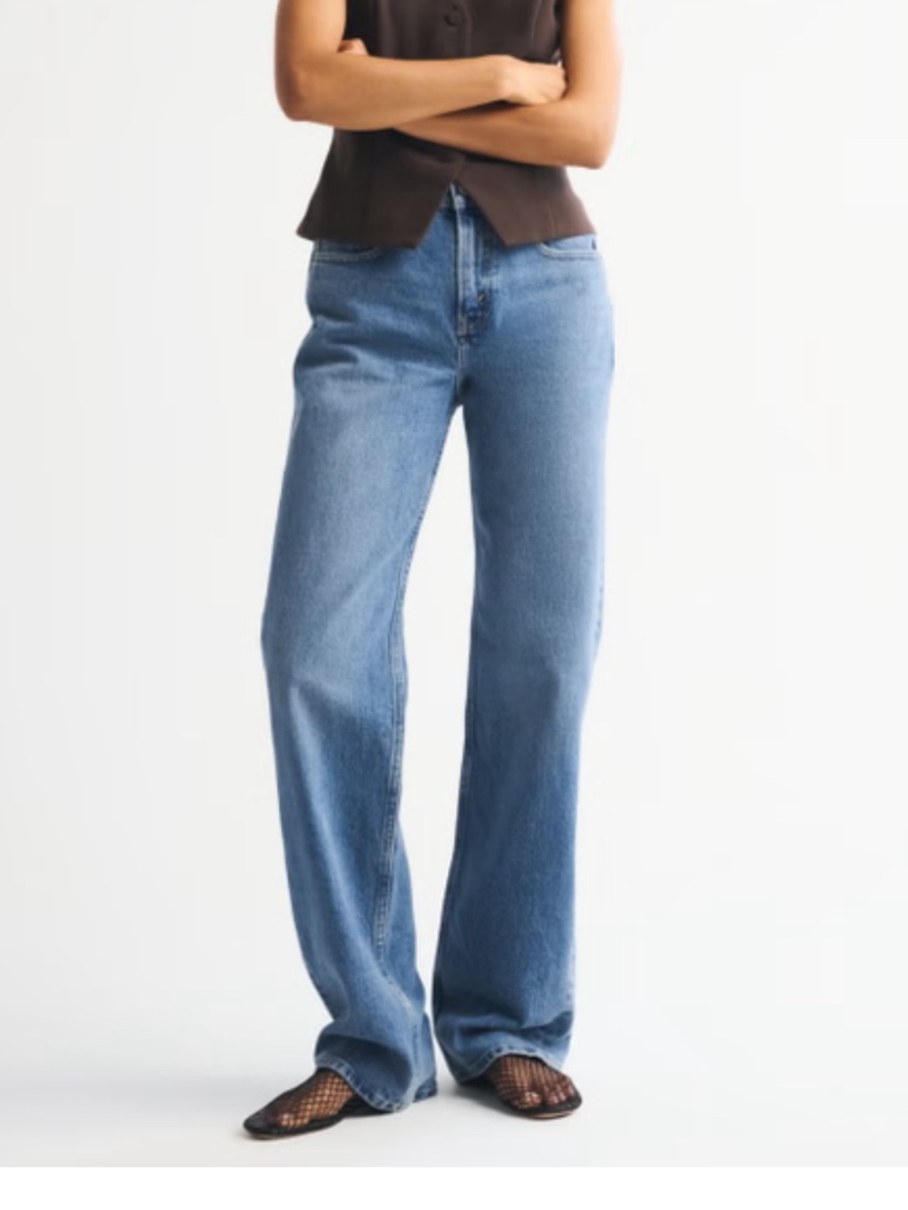 Abercrombie & Fitch 90’s Relaxed Jean High-Rise